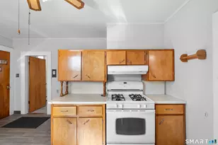 48 Anderson St, Naugatuck, CT 06770 - Photo 4