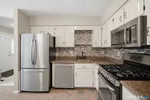 63 Dartmoor, Enfield, CT 06082 - Photo 10