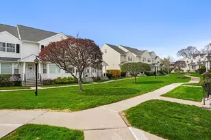 180 Turn of River Rd, Stamford, CT 06905 - Photo 38