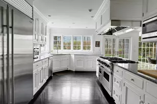 75 Hanson Rd, Darien, CT 06820 - Photo 10