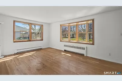 1 King Court, Enfield, CT 06082 - Photo 4