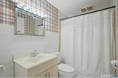 1 King Court, Enfield, CT 06082 - Photo 18