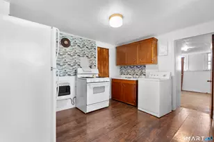 48 Anderson St, Naugatuck, CT 06770 - Photo 2