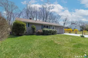 14 Ridgefield Rd, Wallingford, CT 06492 - Photo 2