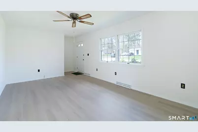 14 Ridgefield Road, Wallingford, CT 06492 - Photo 8