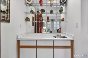 1925 Shepard Ave, Hamden, CT 06518 - Photo 12