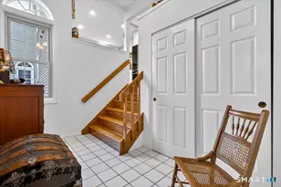 1925 Shepard Ave, Hamden, CT 06518 - Photo 2