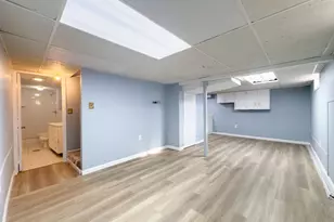 167 N Hoadley St, Naugatuck, CT 06770 - Photo 8