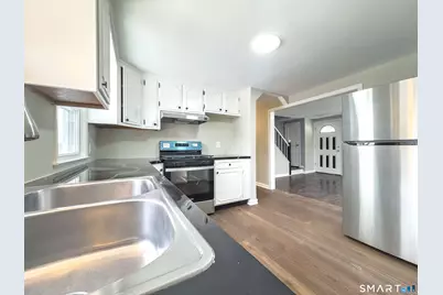 167 North Hoadley Street, Naugatuck, CT 06770 - Photo 6