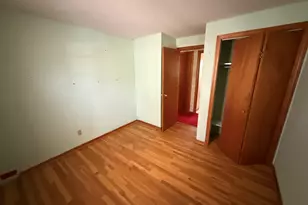 321 Knob Hill Rd, Meriden, CT 06451 - Photo 8