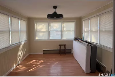 29 Bouley Avenue, Waterbury, CT 06705 - Photo 2