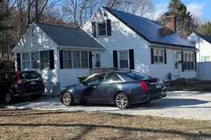 29 Bouley Ave, Waterbury, CT 06705 - Photo 12