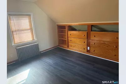 29 Bouley Avenue, Waterbury, CT 06705 - Photo 16