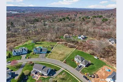 170 Debbie Drive, Meriden, CT 06451 - Photo 4