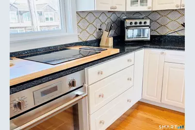 31 Atlantic Avenue, Groton, CT 06340 - Photo 10