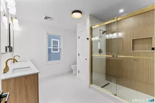 35 Elberta Ave, Trumbull, CT 06611 - Photo 30