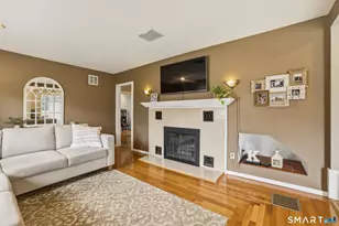 21 Weymouth Rd, Enfield, CT 06082 - Photo 14