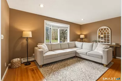 21 Weymouth Road, Enfield, CT 06082 - Photo 16