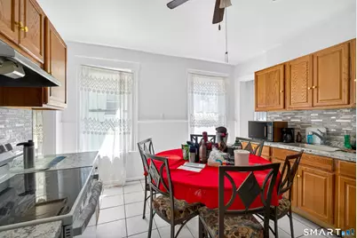 727 Iranistan Avenue, Bridgeport, CT 06605 - Photo 10