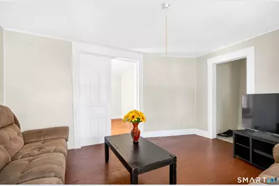 727 Iranistan Avenue, Bridgeport, CT 06605 - Photo 26