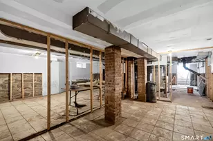 727 Iranistan Ave, Bridgeport, CT 06605 - Photo 8