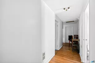 727 Iranistan Ave, Bridgeport, CT 06605 - Photo 26