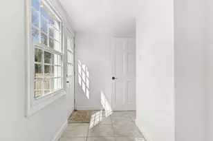709 Tunxis Hill Rd, Fairfield, CT 06824 - Photo 12