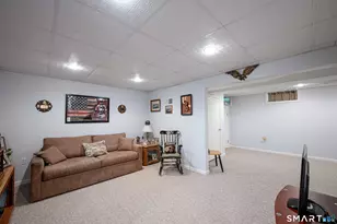 125 Colonial Hill Dr, Wallingford, CT 06492 - Photo 32