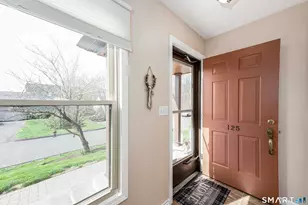 125 Colonial Hill Dr, Wallingford, CT 06492 - Photo 8