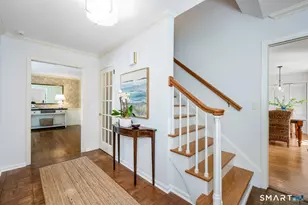 10 Queens Ln, Darien, CT 06820 - Photo 4