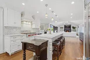 19 Blueberry Ln, Darien, CT 06820 - Photo 14