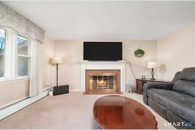 43 Edward Street, Wethersfield, CT 06109 - Photo 4