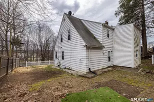 126 Emmett Ave, Derby, CT 06418 - Photo 32