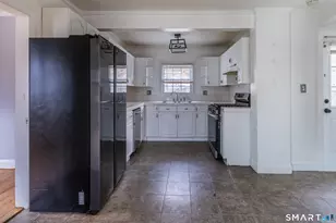 126 Emmett Ave, Derby, CT 06418 - Photo 12