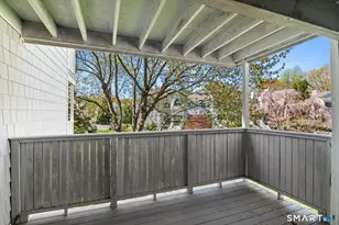 32 Rowayton Woods Dr, Norwalk, CT 06854 - Photo 18