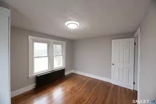 25 Vera St, East Haven, CT 06512 - Photo 12