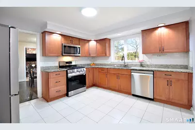 25 Hampshire Drive, Glastonbury, CT 06033 - Photo 12