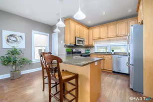 77 Rachelle Ave, Stamford, CT 06905 - Photo 8