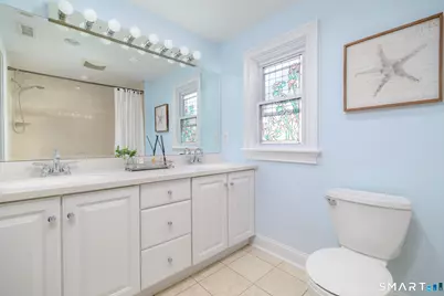 77 Rachelle Avenue, Stamford, CT 06905 - Photo 12
