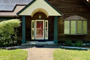 11 Circle Dr, Stratford, CT 06614 - Photo 2