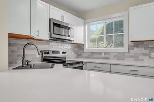 113 Park Ave, Danbury, CT 06810 - Photo 6