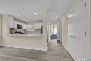 113 Park Ave, Danbury, CT 06810 - Photo 2