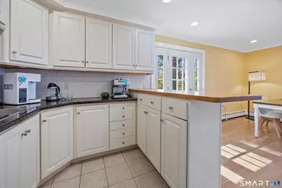 245 Sunnyridge Avenue #1, Fairfield, CT 06824 - Photo 8