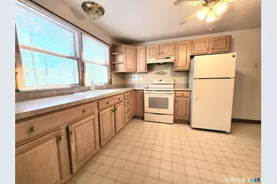 7 Stephens Court, Clinton, CT 06413 - Photo 8
