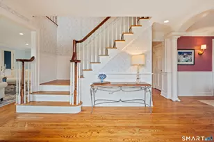 35 Danvers Ln, New Canaan, CT 06840 - Photo 4