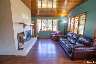 33 Spruce Dr, East Hartford, CT 06118 - Photo 14