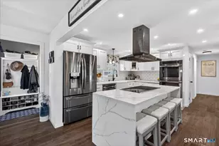 10 Scott St, Norwalk, CT 06851 - Photo 8