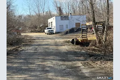 25 Montville Road, Norwich, CT 06360 - Photo 2