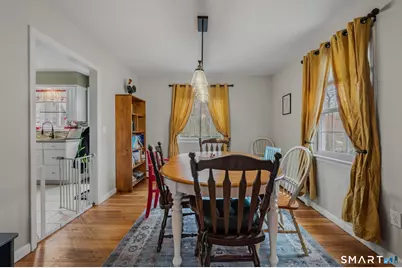 32 Greenbriar Lane, Newtown, CT 06470 - Photo 8