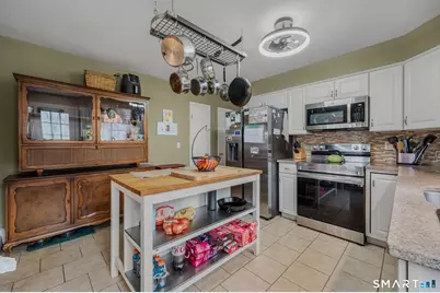 32 Greenbriar Lane, Newtown, CT 06470 - Photo 12